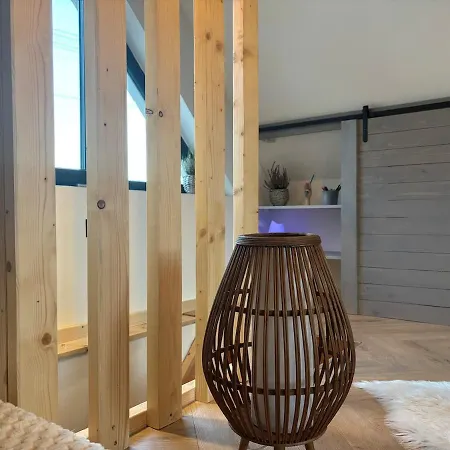 Апартаменты Clay & Wood In The Historic Centre *
