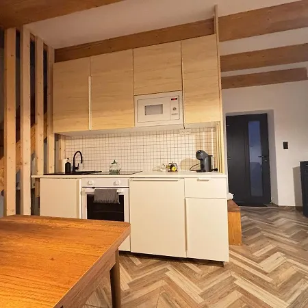Апартаменты Clay & Wood In The Historic Centre